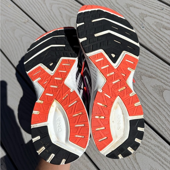 Brooks Launch 6 Women's Size 9 Grey/Black/Purple Athletic Running Shoes - Picture 10 of 10